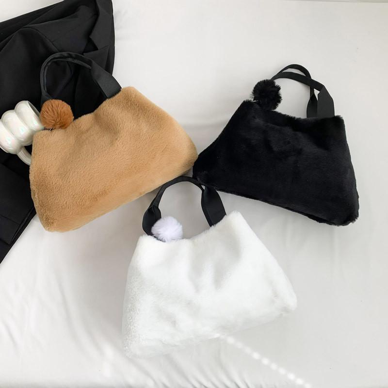 Chic And Stylish Plush Tote Bag For Women Perfect For Fall And Winter Fashion