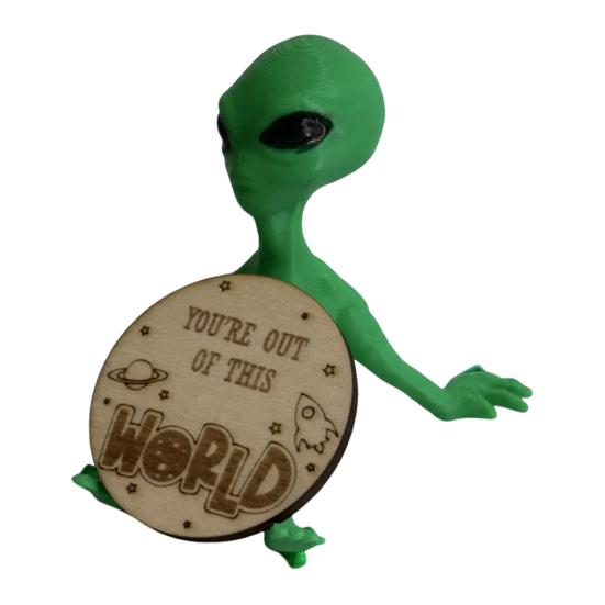 Alien Ornament Engraved Alien Decoration Desktop Ornament with Fine Engraving Design Bedroom Office Decor