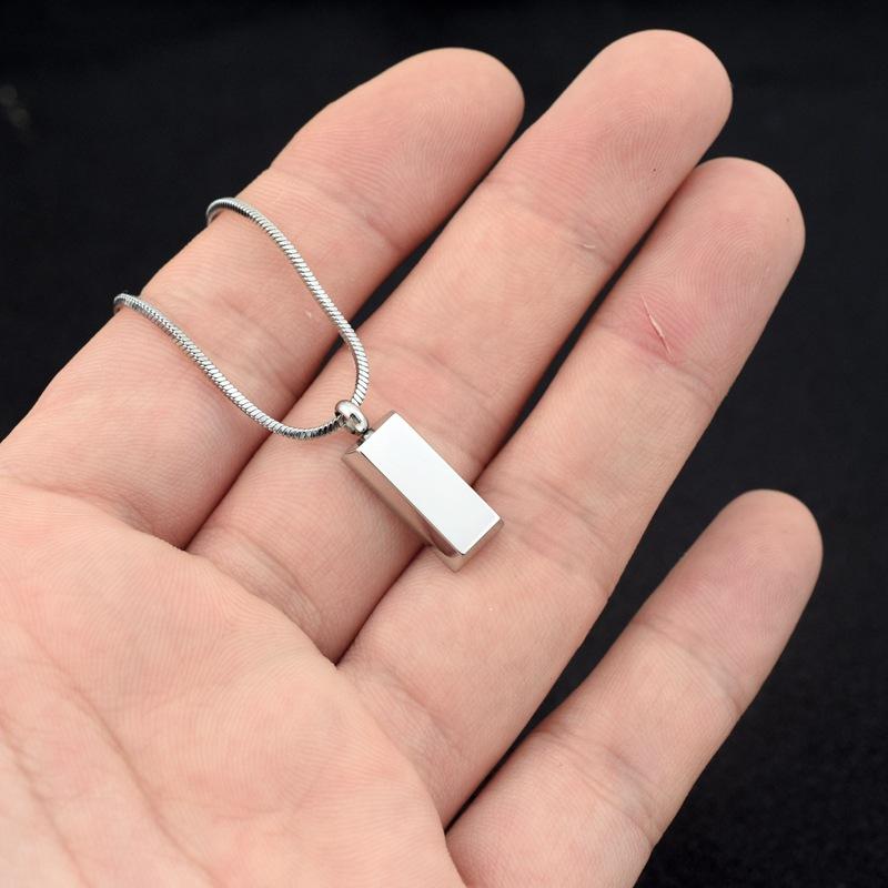 Unisex Exquisite Titanium Steel Small Silver Brick Pendant Clavicle Chain Necklace