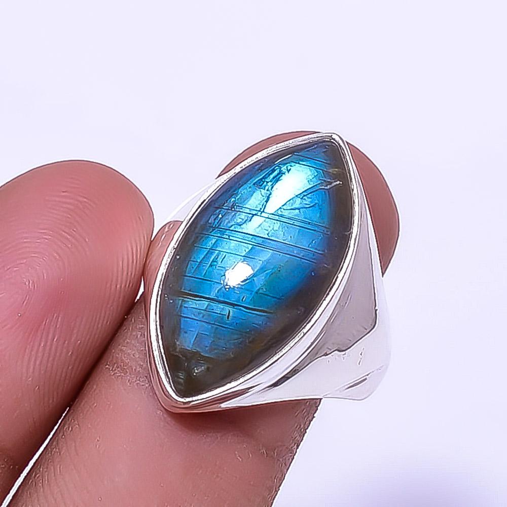 

Labradorite - Madagascar Gemstone 925 Sterling Silver Ring S.9 R_9495_284_21