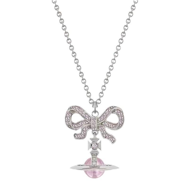 Tradiční perlový opálový kulový motýlí náhrdelník císařovny se Saturnovým přívěskem pro ženy