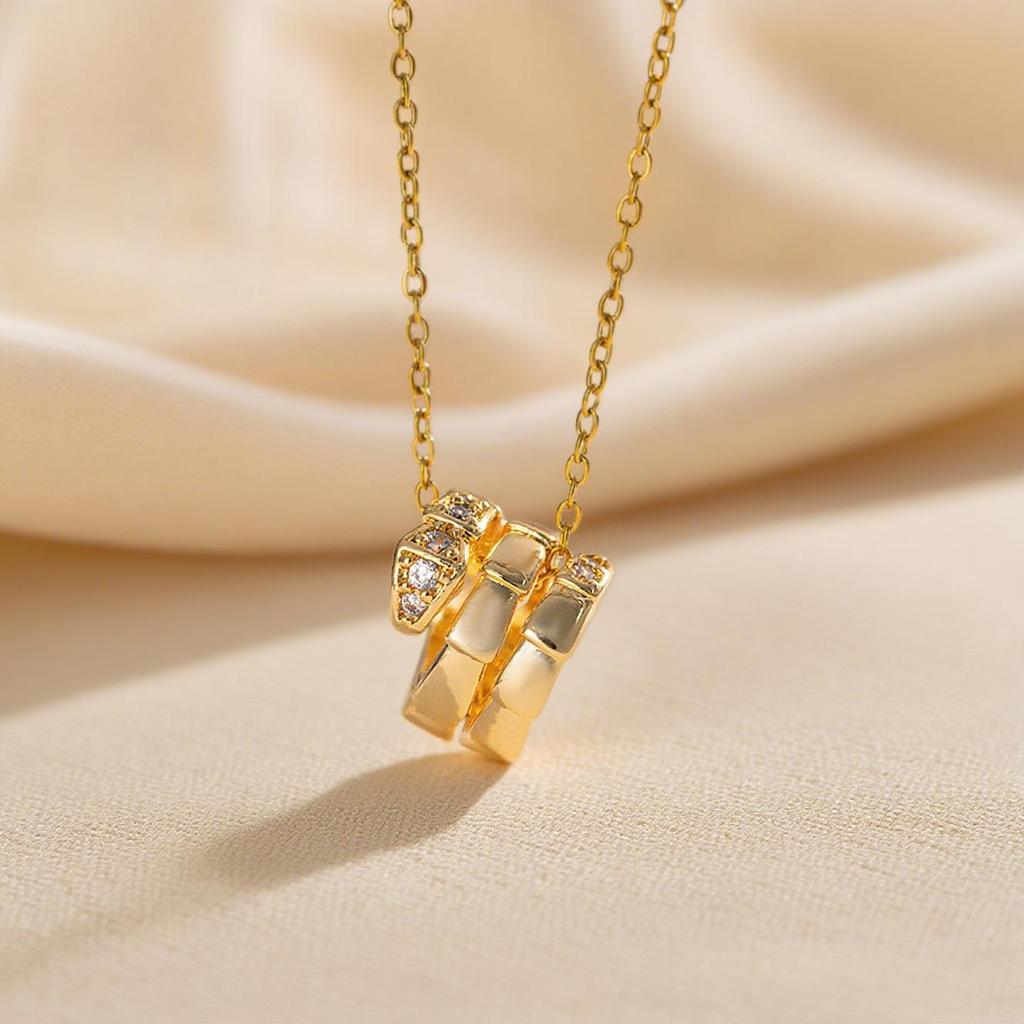 Elegant Light Luxury Zircon Necklace for Women - Gold-Plated, Simple Clavicle Chain
