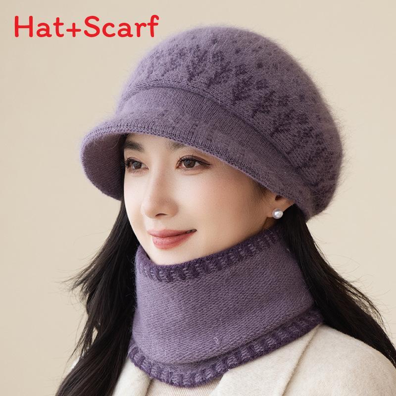 

Warm Knit Beanie With Foldup Brim For Elderly Ladies In Fall And Winter