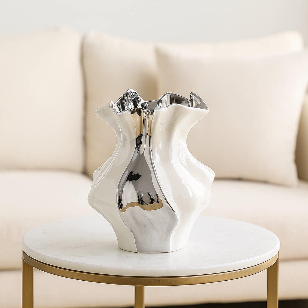 Nordic Minimalist White Textured Ceramic Vase 3D Wave Pattern Tabletop Decor Flower Vase for Living Room Bedroom Dried Flowers