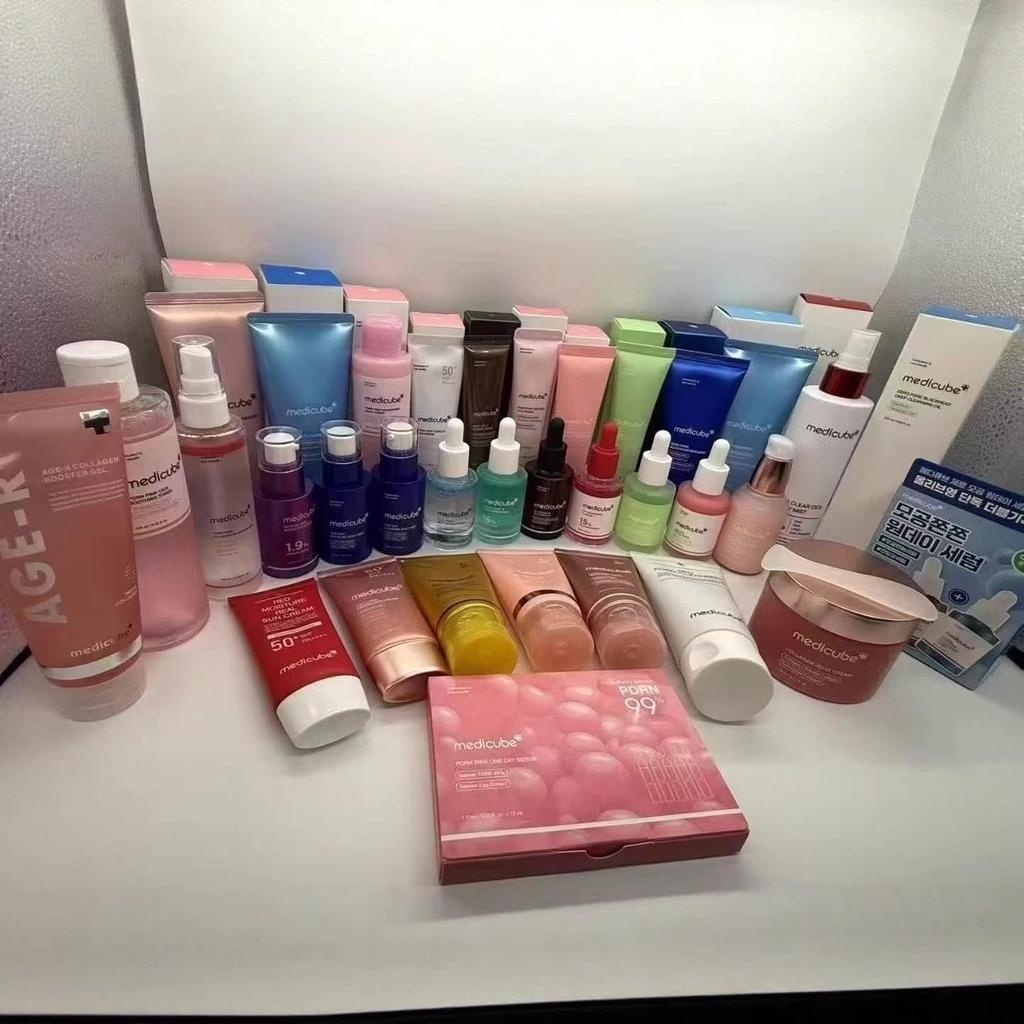 Kim Hee-sun's Medicube Kollagen Hautpflege-Set – Ampulle, Serum, Sonnenschutz, Gesichtsreiniger, Schlammmaske