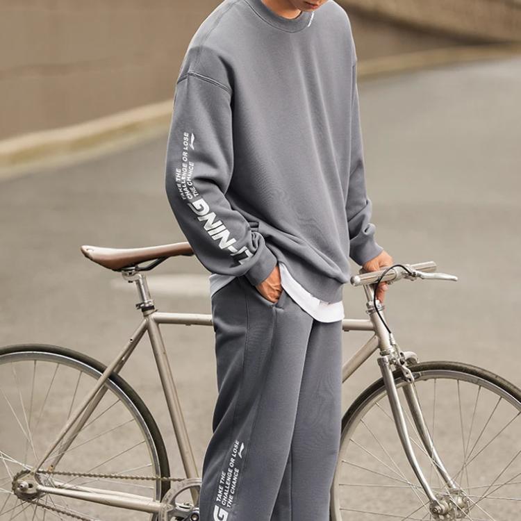 Li Ning Sports Lifestyle Series Letter Mid Waist Fleece Cuffed Knitted Sweatpants Men Bottoms Smoke-Gray AKLTB11-8