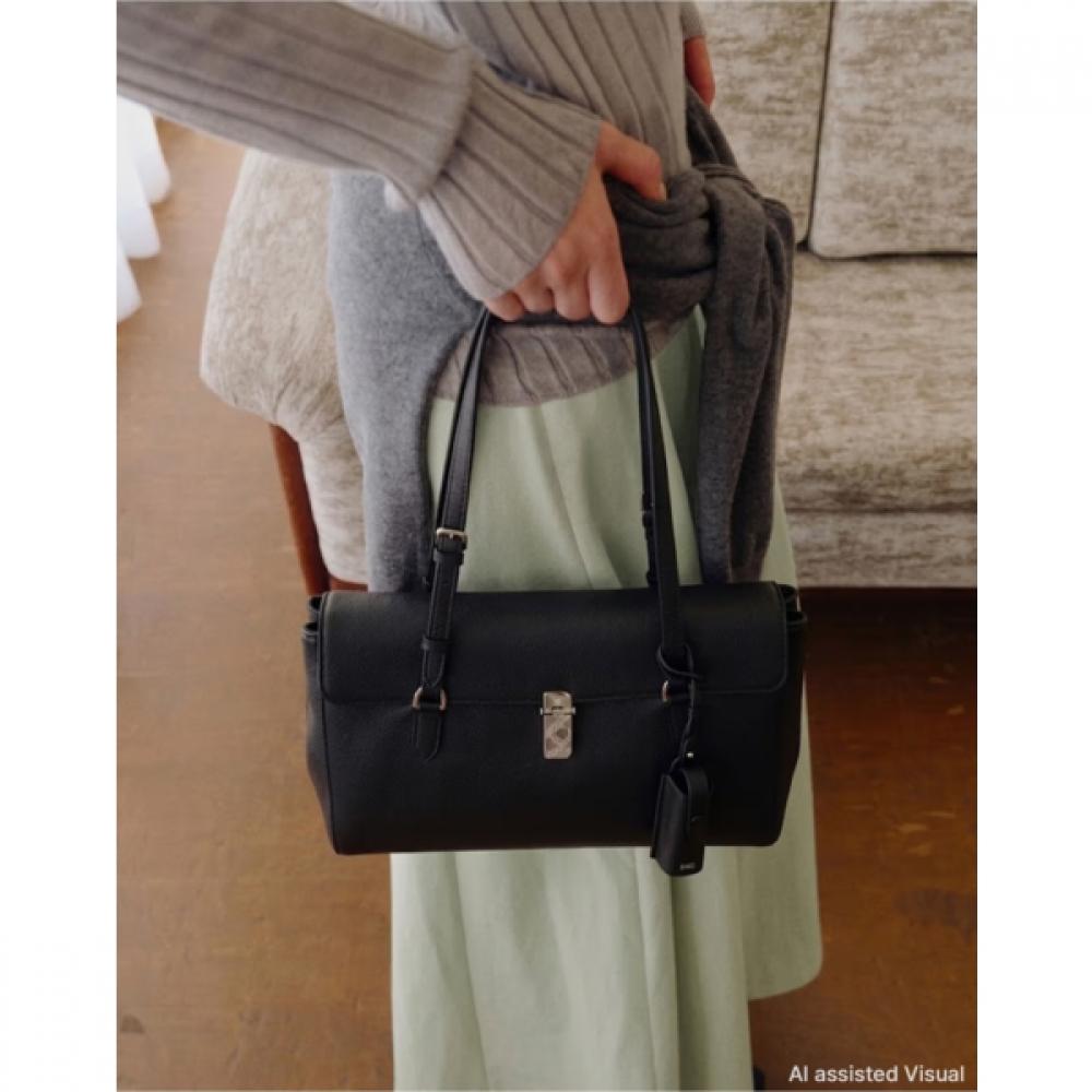 Daks Black Cowhide Buckle Decorated Shoulder Bag Dcba6f160bk