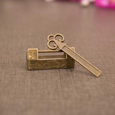1PC Mini Antique Magpie Lock Small Lock Old Box Padlock Horizontal Retro Copper Lock Vintage Ancient Furniture Lock