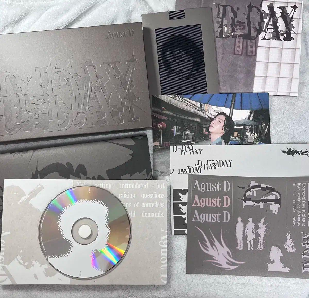 

[USED] BTS (Bangtan Boys) Suga (SUGA Min Yoongi) Suga (SUGA Yoongi) D-day August D D-DAY Unboxing Album