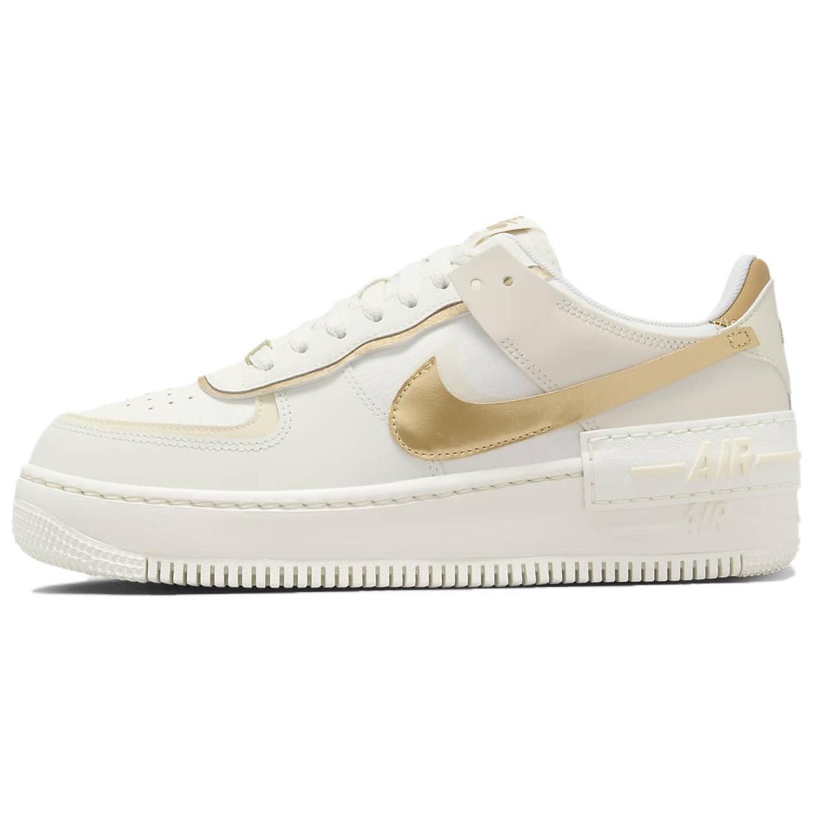 

Nike Air Force 1 Shadow Sail Металічне золото Жіночі -DZ1847-108 EU 39 слонова кістка