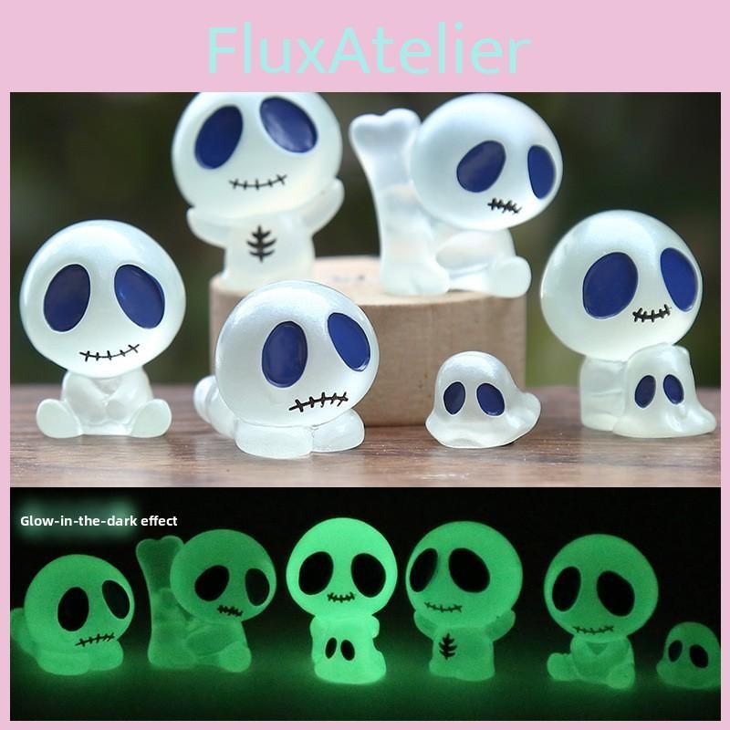 Miniature Resin Ghost Figurine With Glow Effect For Home Decor Enthusiasts