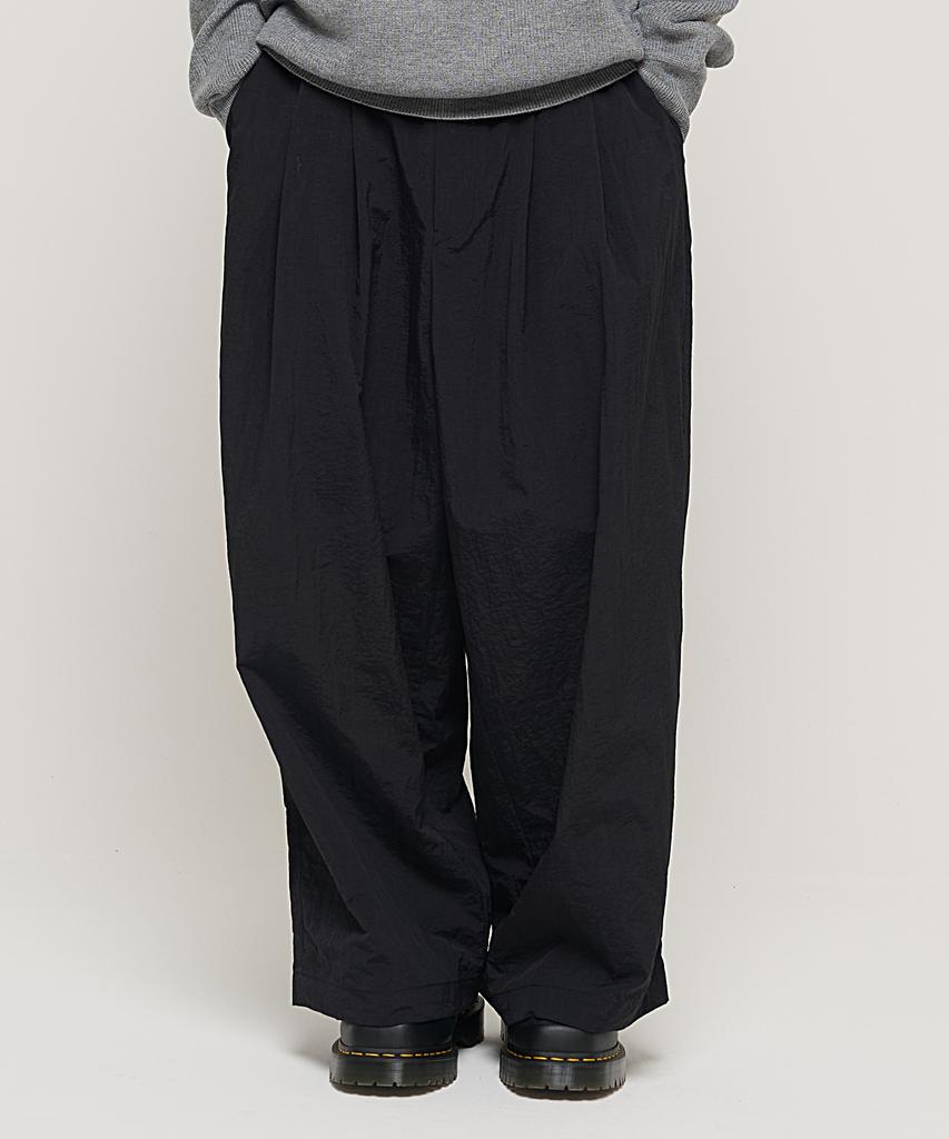 CARGOBROS Wide Nylon Belted Elastic Pants (Black)