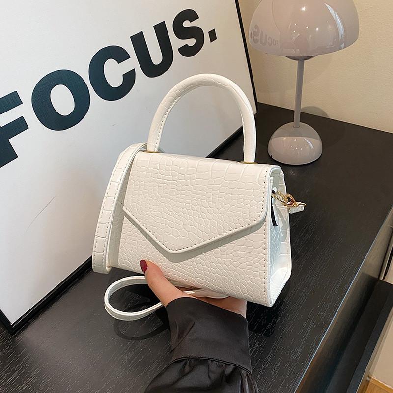 Ielgy All-Match Fashion One-Shoulder Crocodile Pattern Cross-Body Portable Small Square Bag
