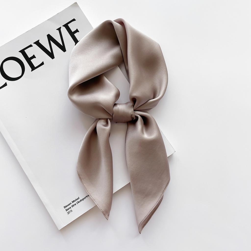 Seidentuch einfarbig Halstuch für Damen kleine Schals Stolen Bandana Kopftücher 70x70CM quadratisches Stirnband Hijab Schals