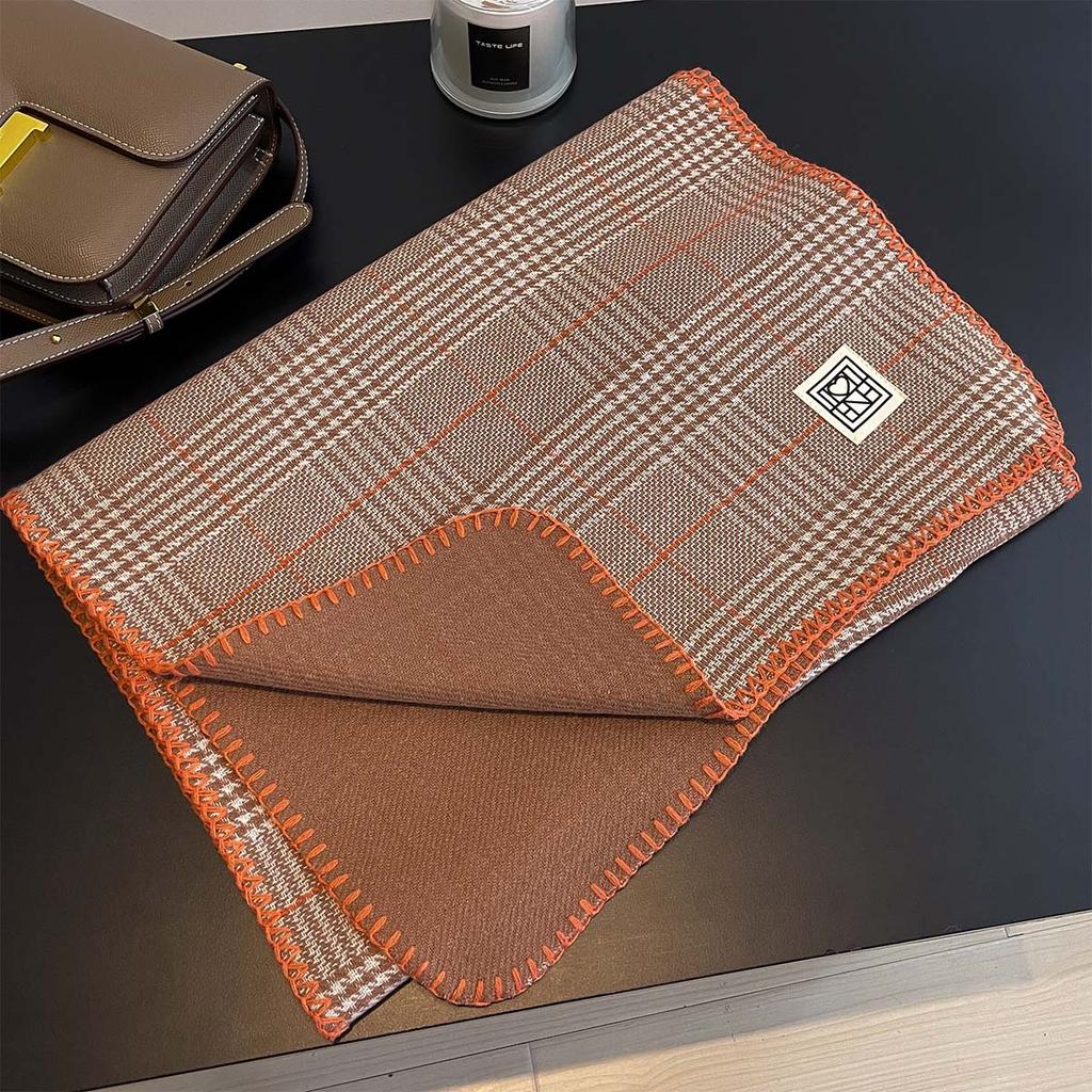 Korean Plaid Scarf Women Winter Classic Warm Imitation Cashmere Scarves Thick Bandana Fashion Luxury Shawl Wrap Bib Neckerchief