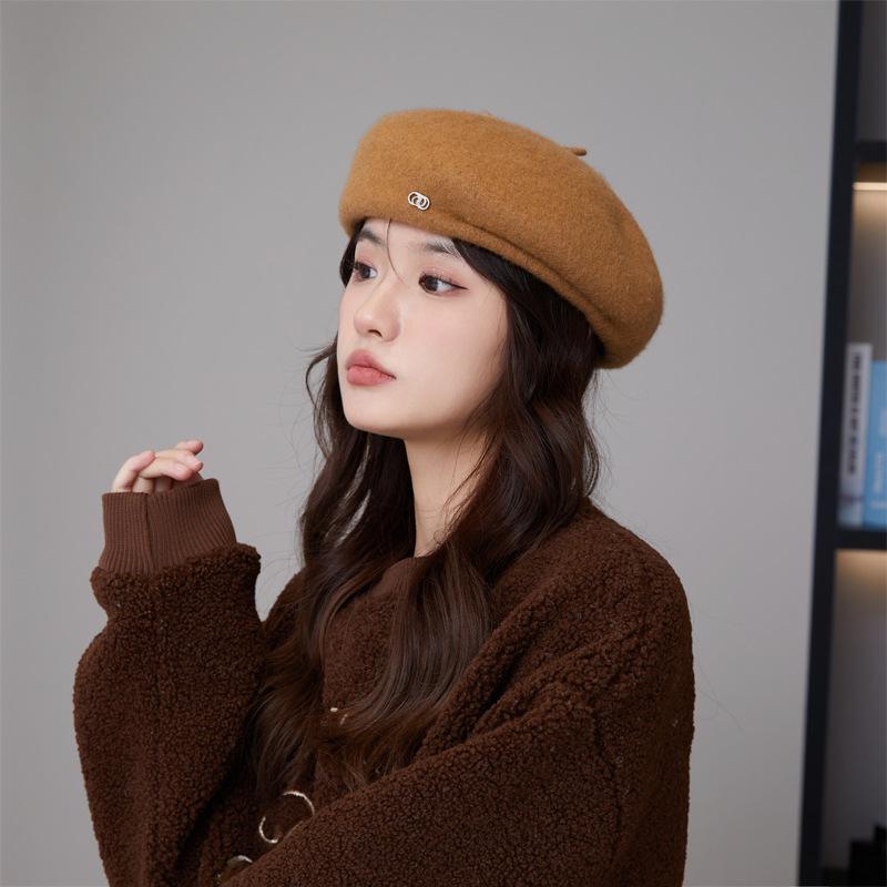 Y2K FashionBeret für Damen, bonbonfarbene Künstlermütze mit Lederabzeichen und Satinfutter, Handwäsche/Trockenreinigung, vielseitig für Herbst und Winter