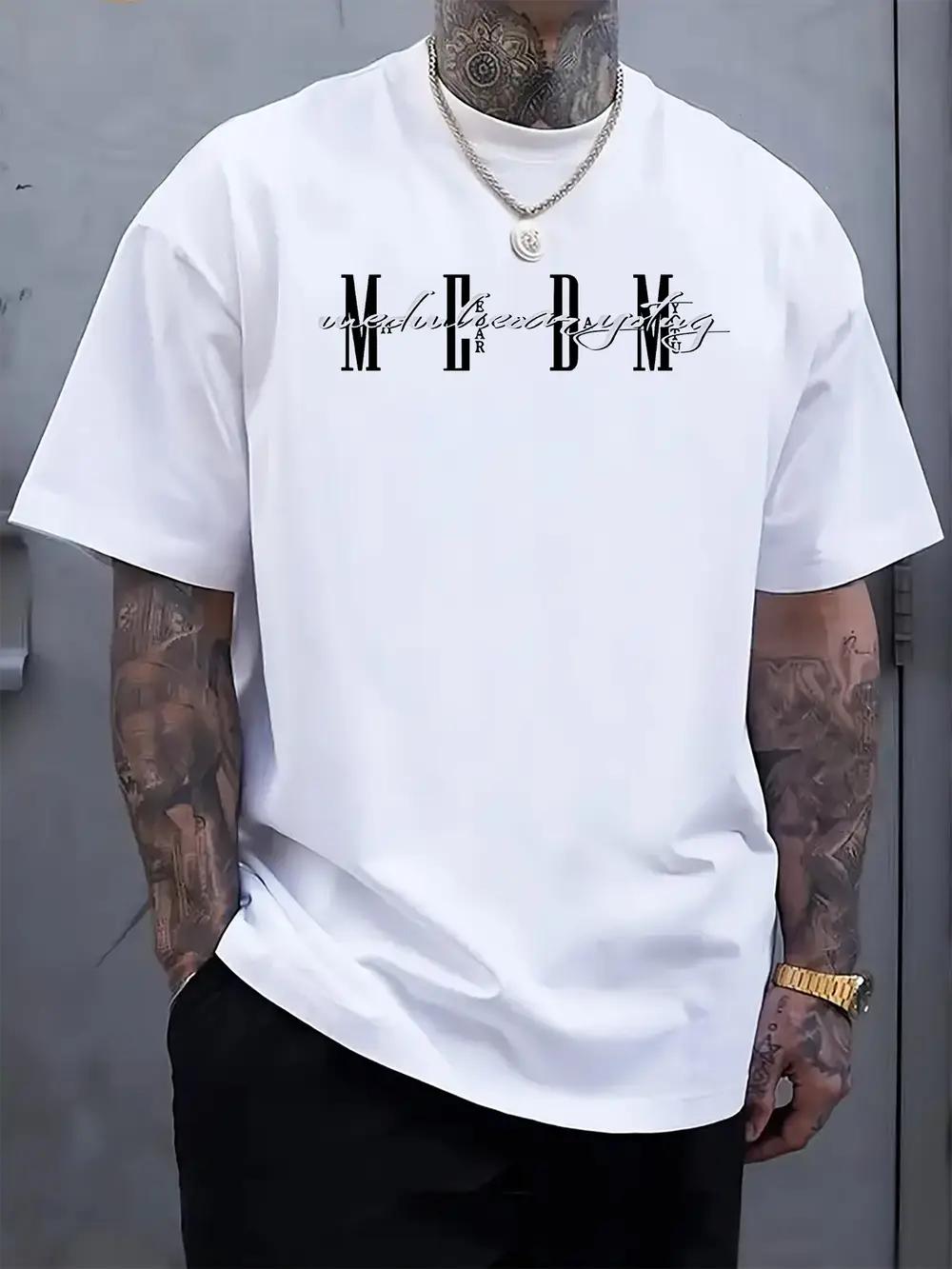 

Round Neck Short Sleeve T-shirt with a Vintage Textured Letter Pattern Print M