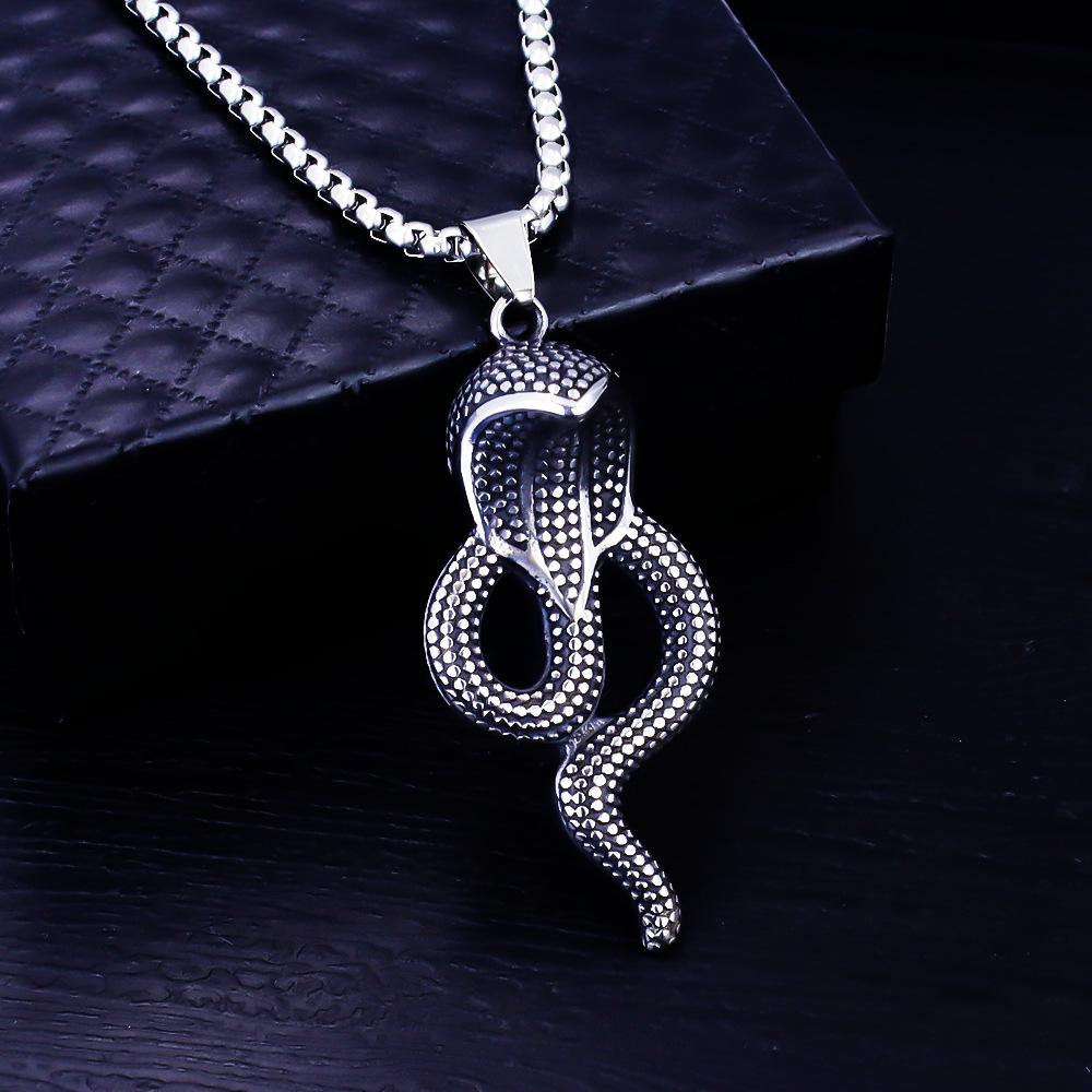 European Viking Titanium Steel Rune Necklace with Stainless Steel Spearhead and Compass Pendant