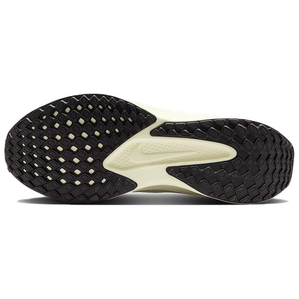 Men's Nike Quest 6 Coconut Milk Black FD6033-104