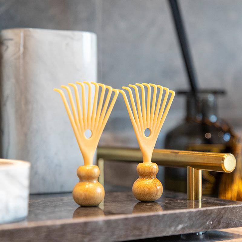 Handheld Head Massager – Scalp and Temple Massage Tool for Hair Stimulation and Relaxation