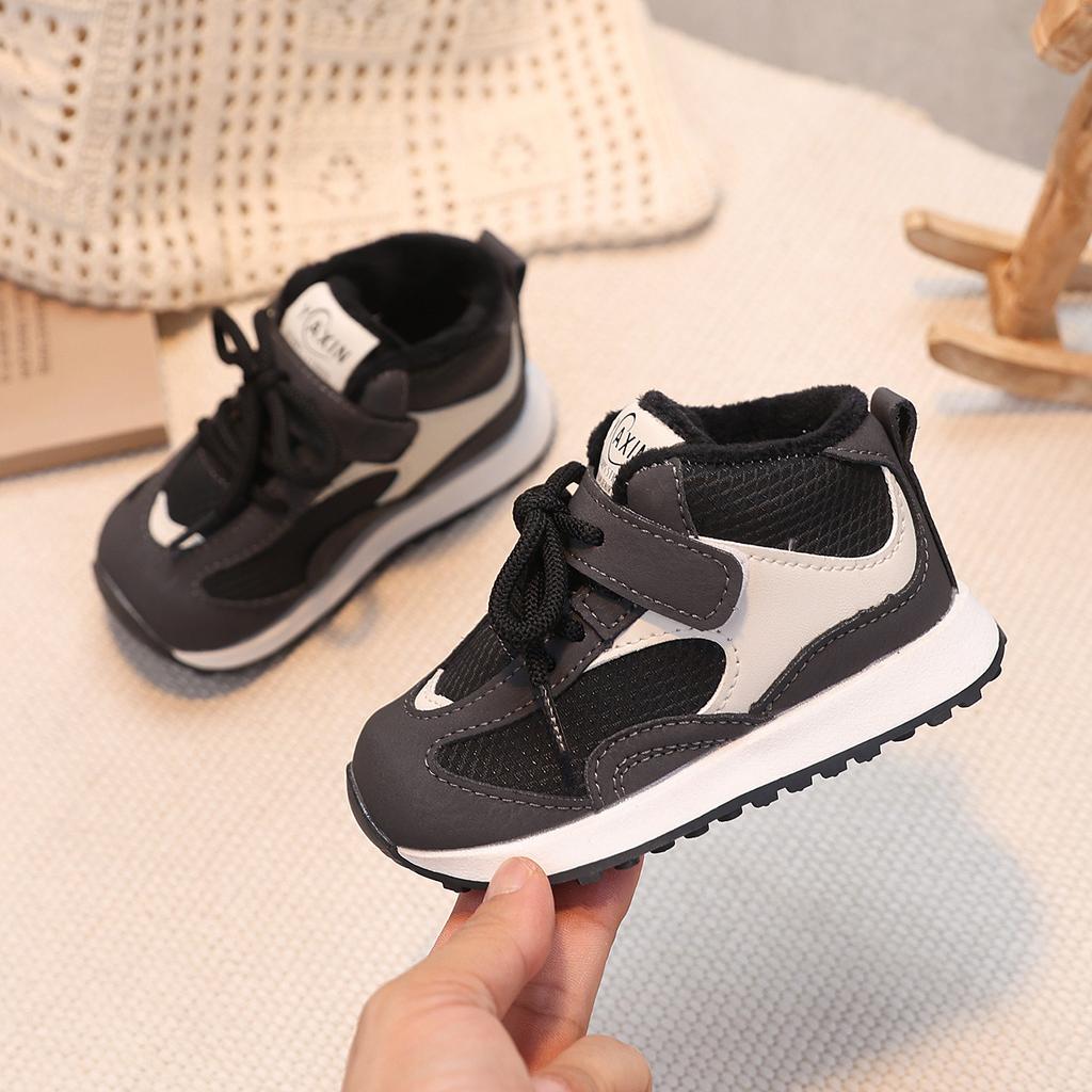 Zimowe Modne Bawełniane Buty Dziecięce dla Chłopców Miękkosolowe Wszechstronne Buty Codzienne Podwójna Bawełna Podszyte Polarem Ciepłe Buty do Biegania