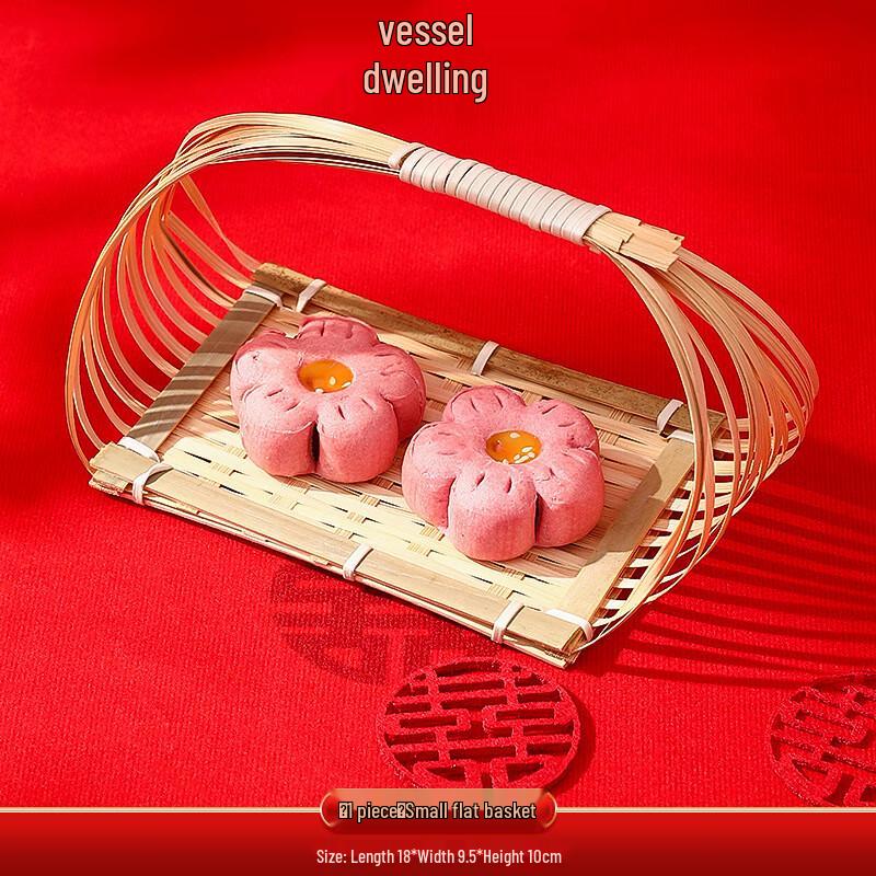 Набор плоских бамбуковых корзин для декора стола на помолвку