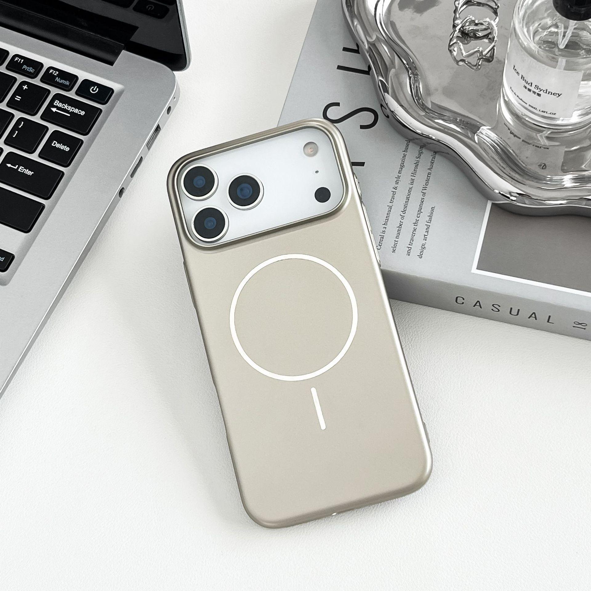 

Ultra-thin Magnetic Metal Case: Drop-Proof, Full Coverage for iPhone 13-17, Apple 15/14/16. iPhone 14