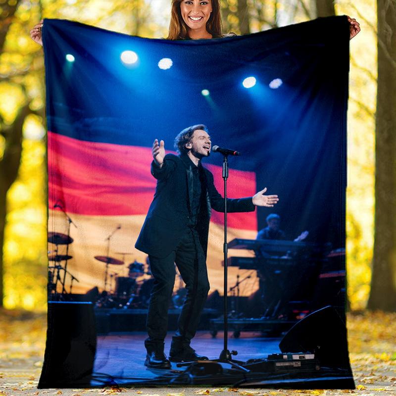 

Rock Guitarist Germany Flag Concert Flannel Fleece Blanket, Soft Warm Throw Blanket for Sofa, Music Fan Gift 80cm x 120cm