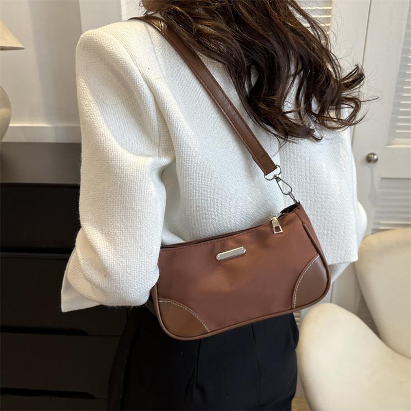 Stylish 2033 Winter Fashion Bag For Women Street Fashion Canvas Shoulder Bag