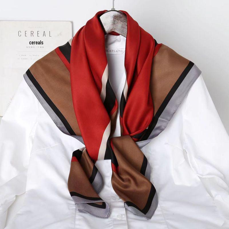 Black and White Animal Print Faux Silk Twill Scarf - 90x90CM Autumn/Winter Shawl for Women