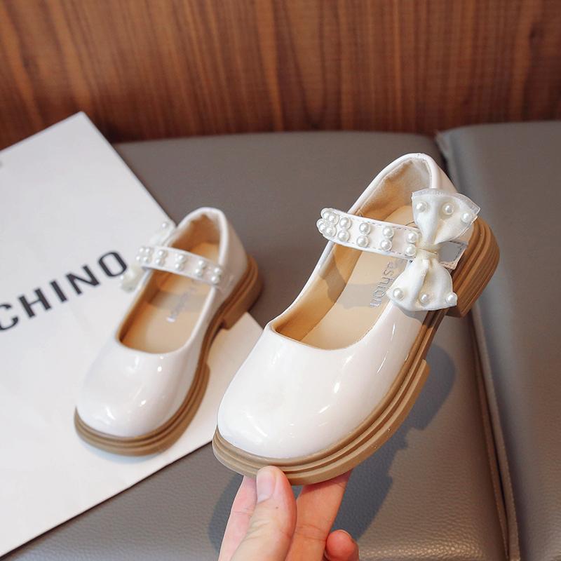 2024 New Simple Children Fashion Casual Shoes Versatile Soft Princess Shoes for Party Wedding Shows PU Pearls Cute Kids Shoes