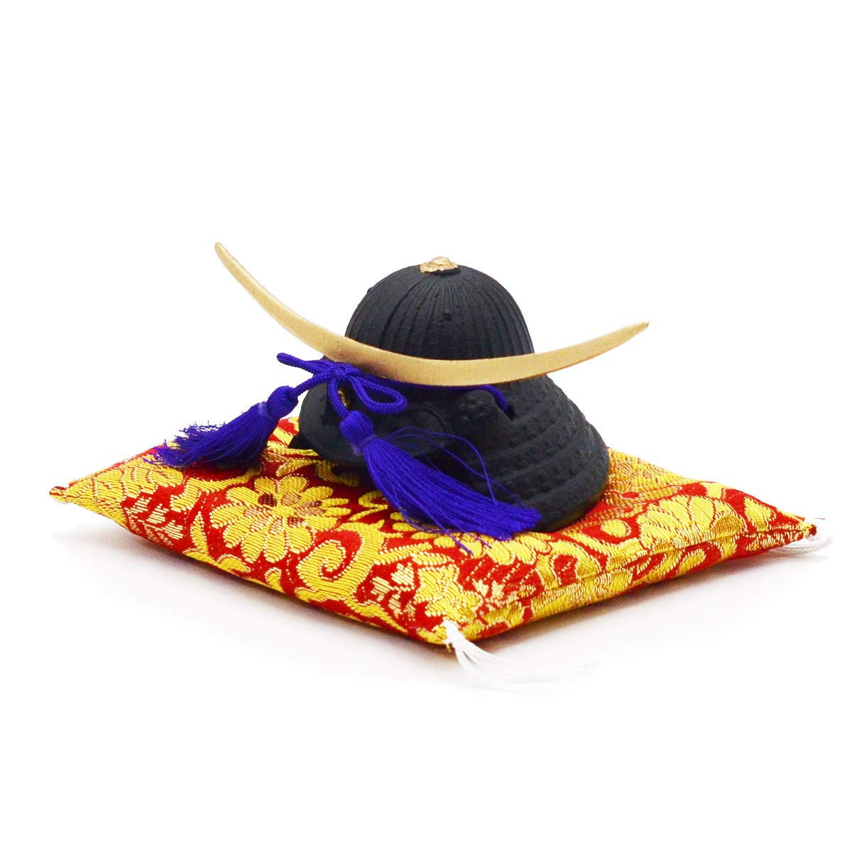 

Миниатюрный шлем-украшение Даты Изготовлен из Включает Подушку Золотой Масамунэ, Железо, (Черный и парча)