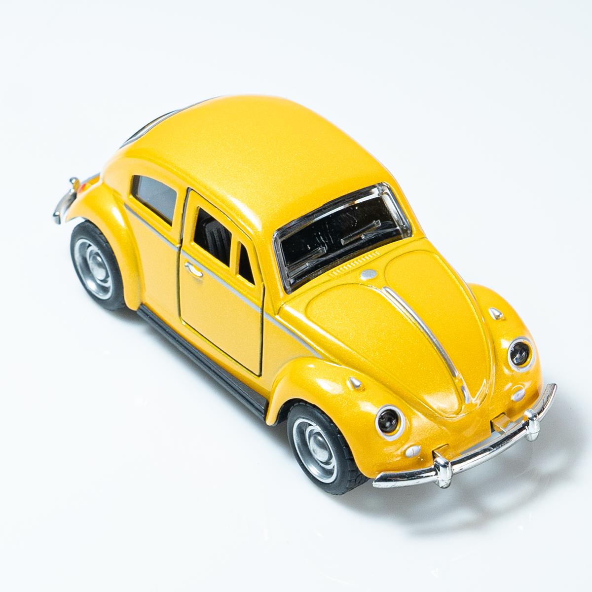 1: 36 Klassischer Käfer Leichtmetallfelgen Auto Mini Doppeltür Druckgussmodell Farbe Retro Alter Meister Fahrzeug Kindergeburtstagsspielzeug Geschenk
