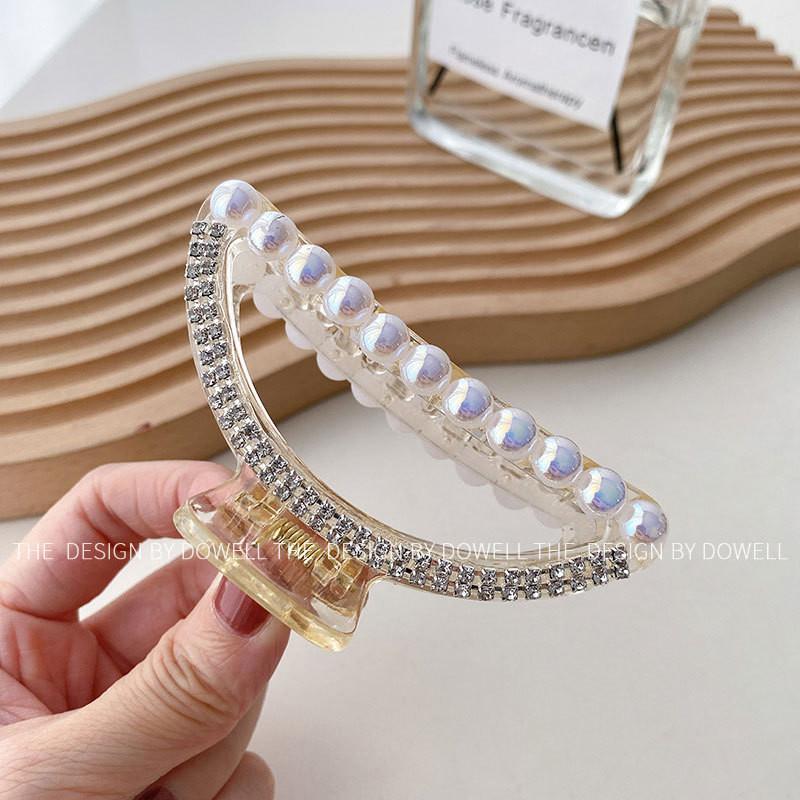 Trendy Plastic And Resin Large Hair Claw With Geometric Design For Fashionable Women HalfCircle Transparent
