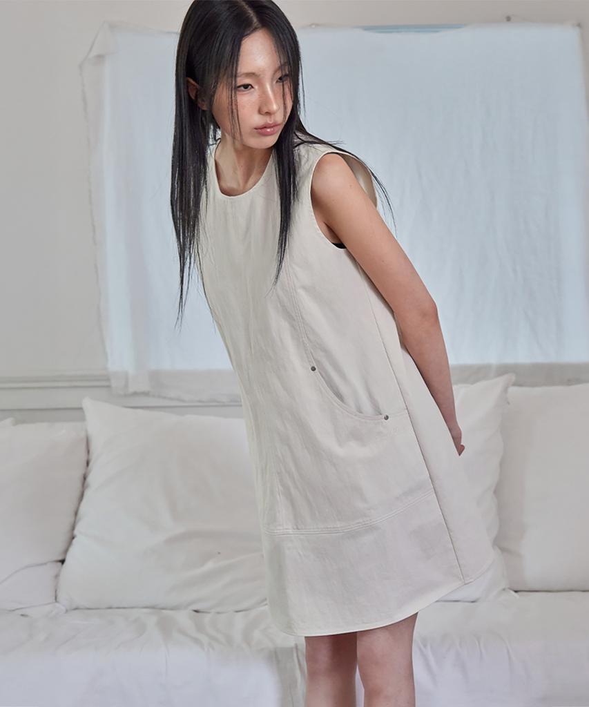 Leondeondada Sleeveless Cotton Mini Dress, Cloud