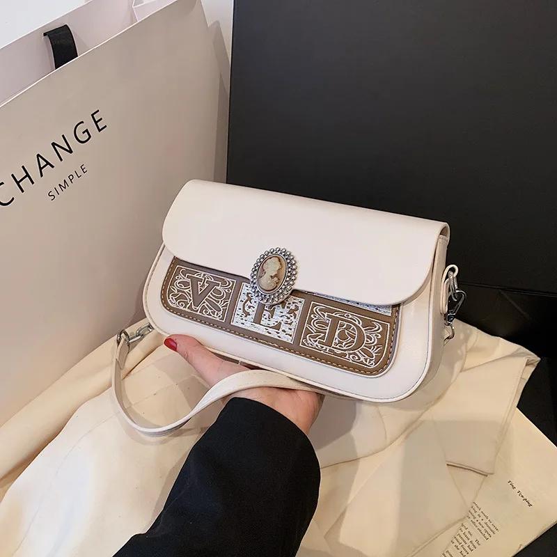 PU Splicing Shoulder Bag with Simple Chain Floral Girl Crossbody Bag Car Stitching Decoration Retro Bag for Ladies Fashion