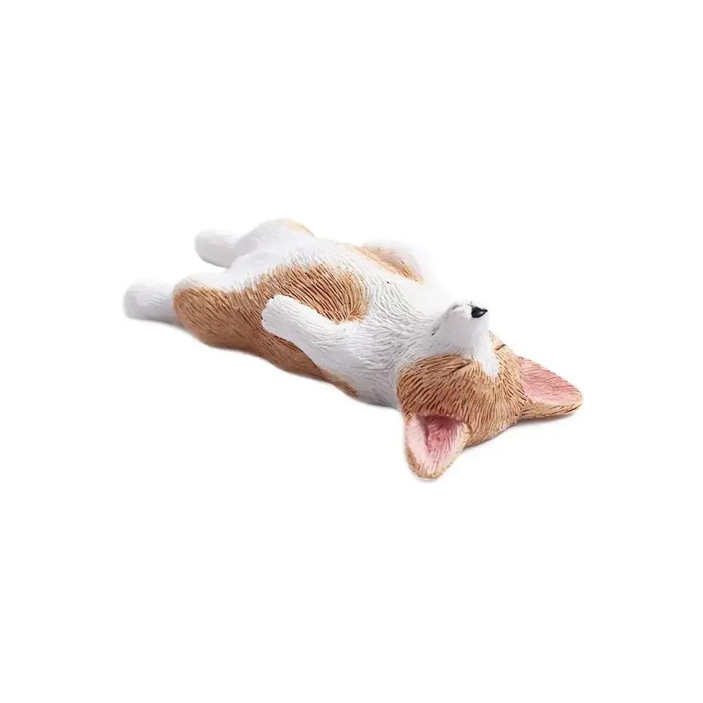 Figurines Mignonnes de Chiens de Simulation Miniatures Mini Animaux Corgi Modèle en Résine Ornement de Voiture pour Décoration de Maison Accessoires Cadeau pour Enfants