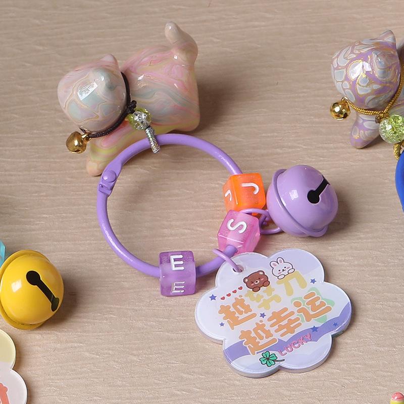 Sandalwood Lacquer Cat Keychain: Cute, Creative DIY Ornament Gift for Kids