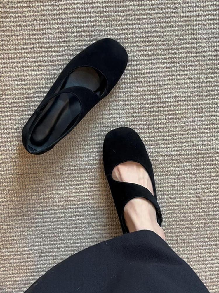 

Sheepskin version~ genuine leather French retro inner height-increasing ballet shoes women s versatile word with shallow mouth Mary Jane single shoes 40