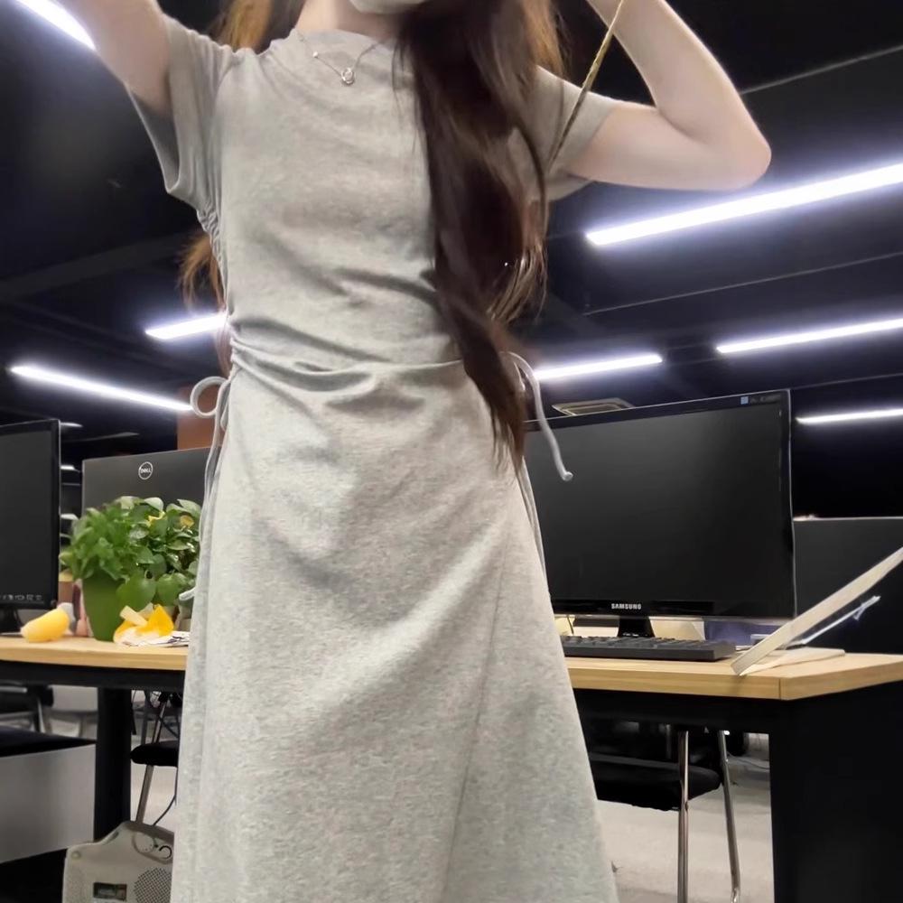 2025 Petite Summer Gray French High-end Waist-slimming Dress