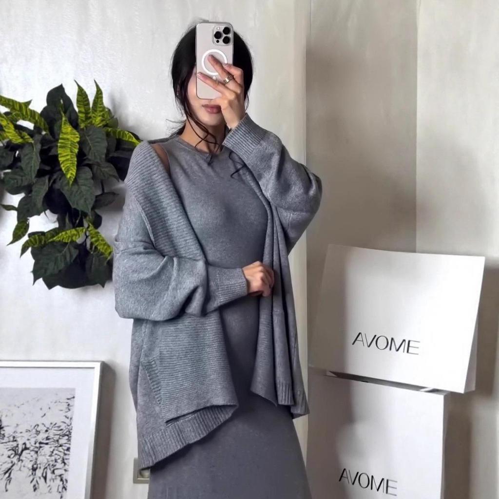 2025 Autumn Women's Fashion Slim Fit Round Neck Knit Dress with Long Sleeves