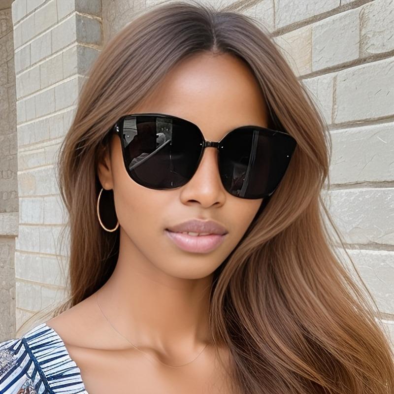 1 Piece of European and American New Large Frame Glasses Fashionable Internet Celebrity Street Pography Retro Trendy Glasses