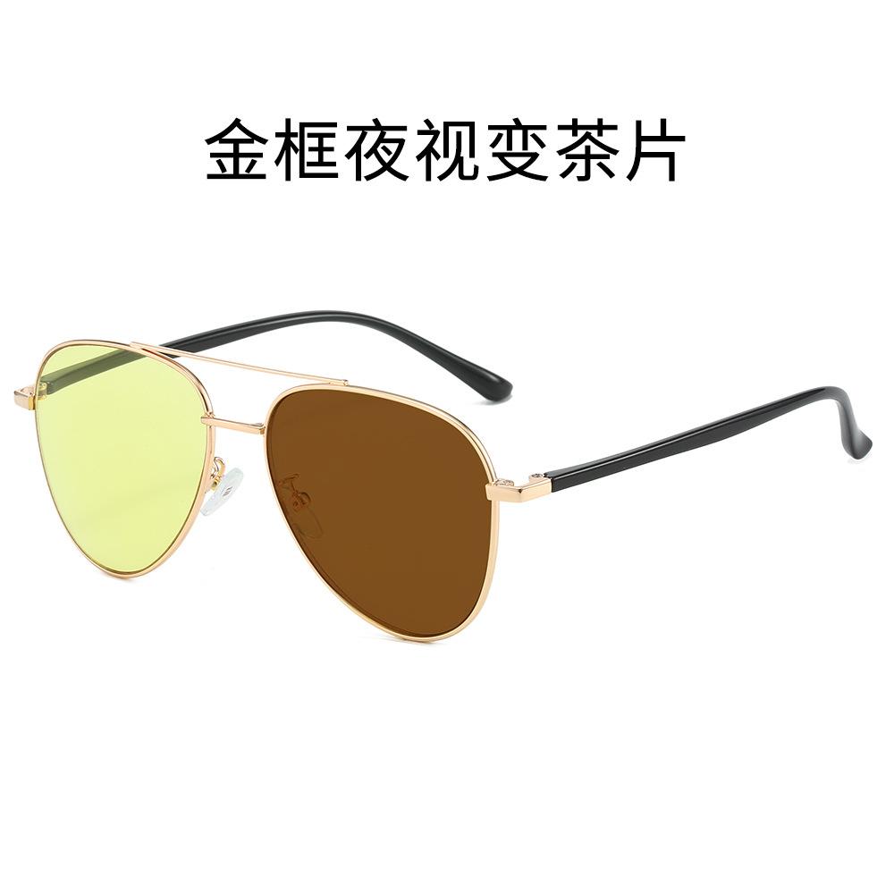 

Night Vision Color-Changing Multi-Focus Reading Glasses Far And Near Dual-Purpose Large Frame Anti-Blue Light Middle-Aged And Elderly Reading Glasses +100