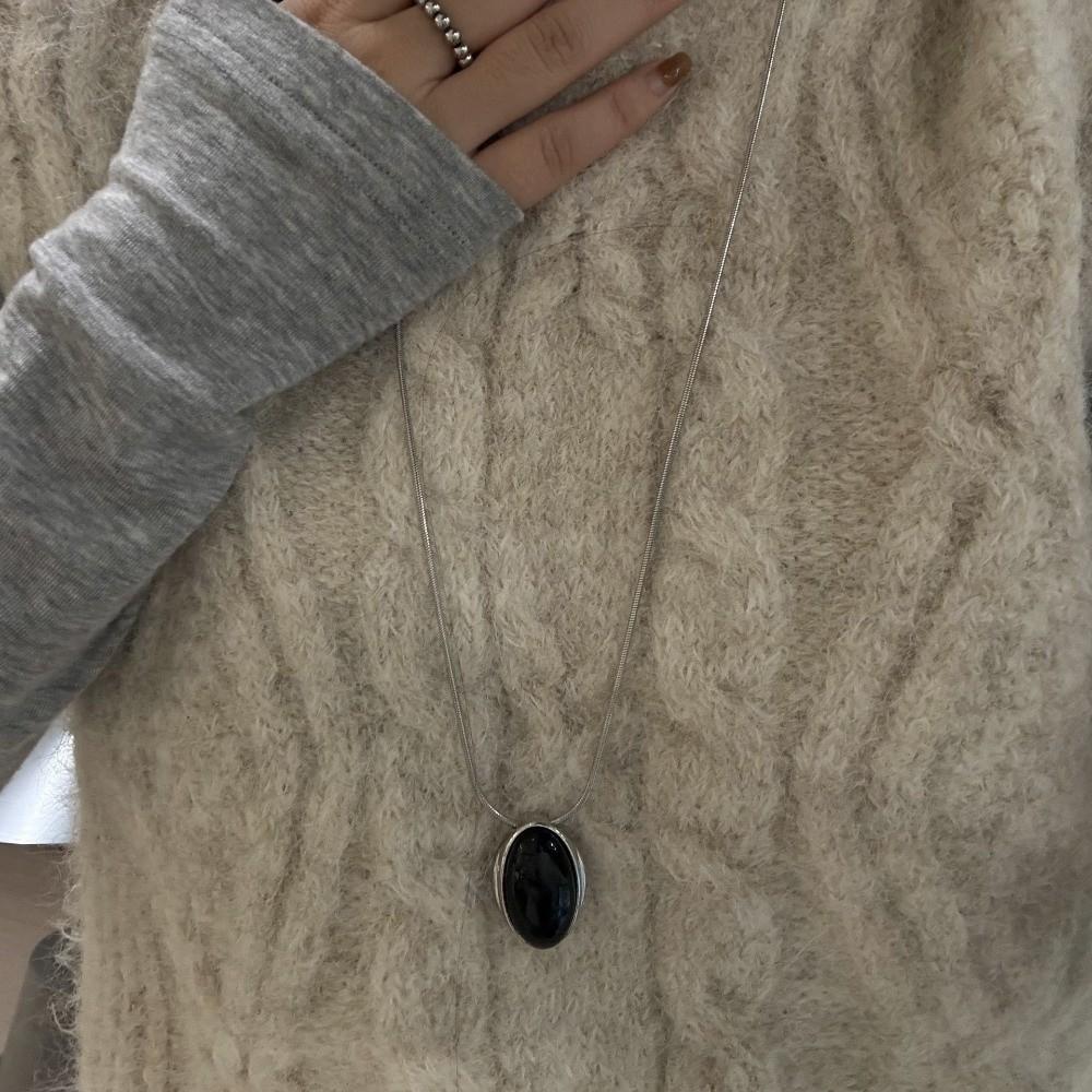 Retro Necklace for Women Advanced Stone Pendant Necklace Trendy Sweater Chain  Clothing Accessories