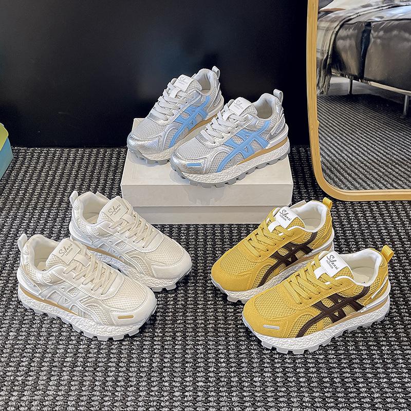 Internet Celebrities with the Same Korean Version of Forrest Gump Shoes Women's Tide 2025 Spring Heightening New Versatile Niche Explosion Sports and