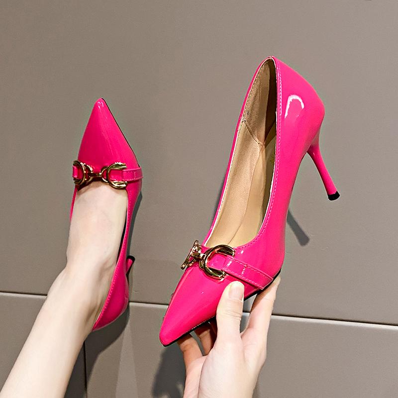 Fashion Women Sexy 8cm High Heels Wedding Bridal Pumps Lady Glossy Leather Metal Chain Buckle Stiletto Heels Prom Shoes Plus Size 35-45