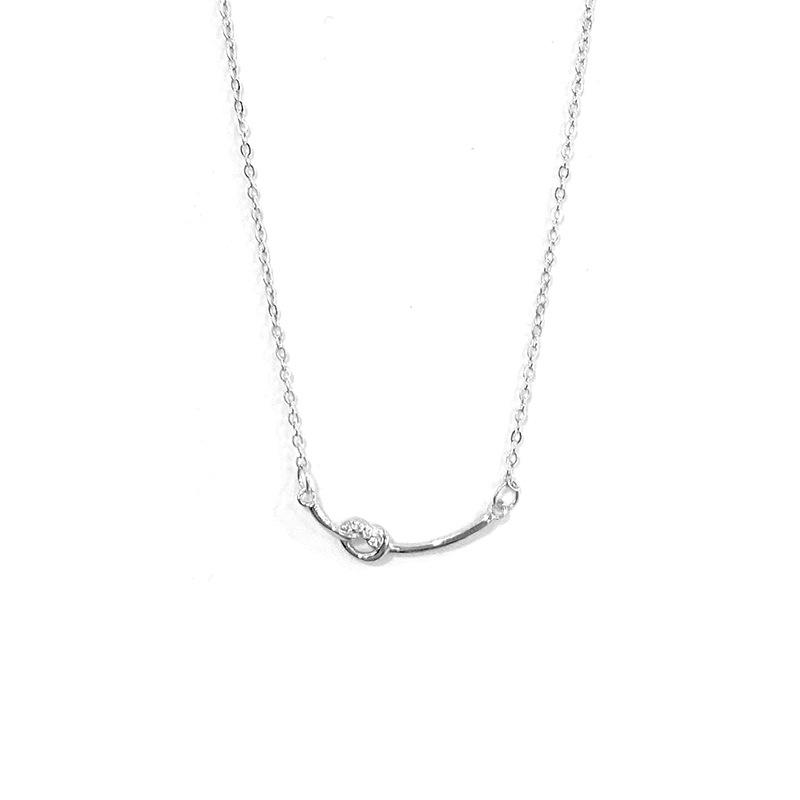 Gentle Knot Necklace for Women, Fresh and Stylish Design, Collarbone Chain