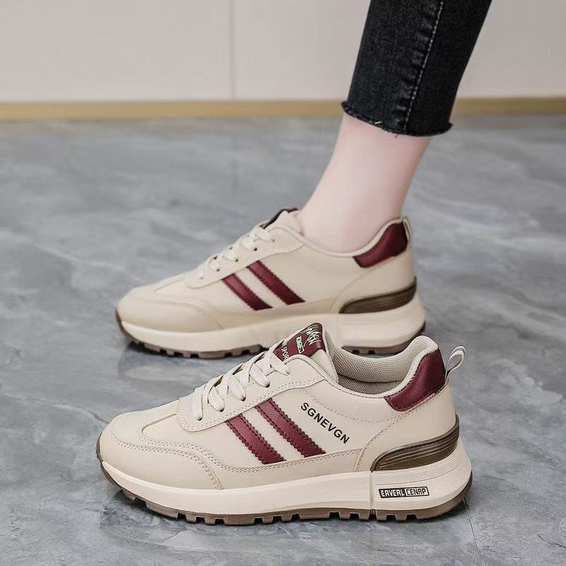 2025 Spring and Summer New Mesh Breathable Women's Shoes Casual Shoes Versatile Flat Baseplate Shoes Sports Running White Shoes Women