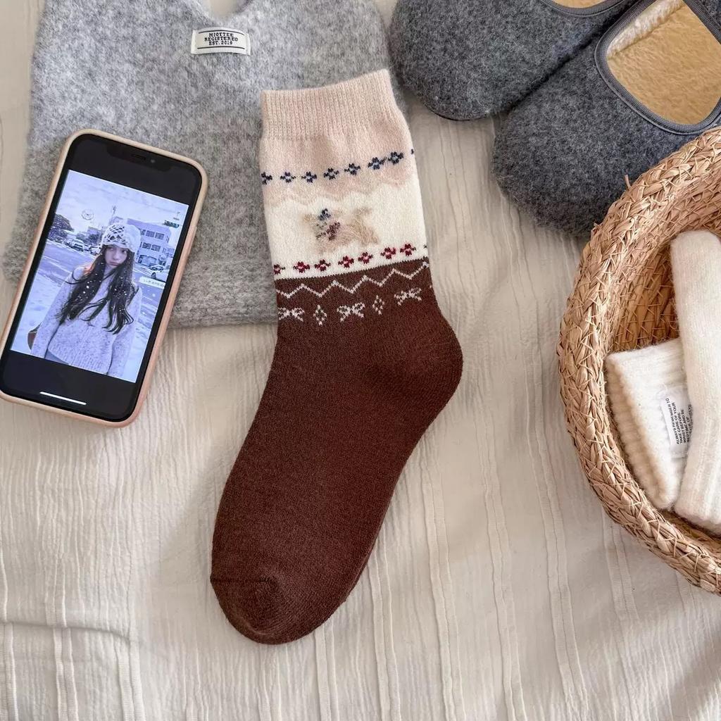 Cartoon Wool Socks Children'S Tube Socks Season Thickened Warm Flocking Retro Puppy Stockings