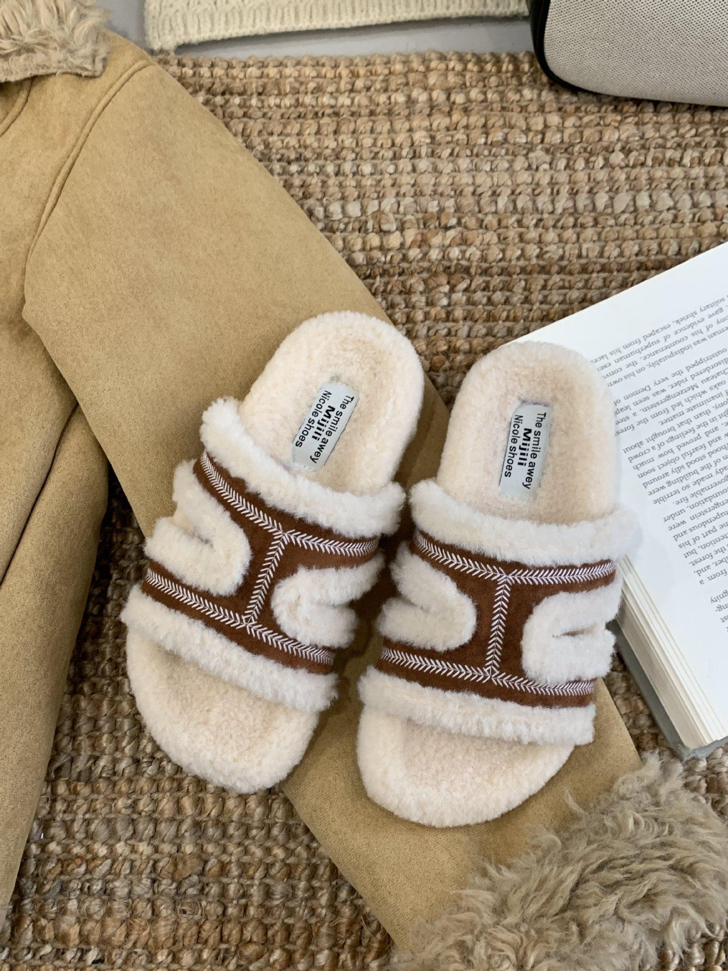 2025 autumn new niche retro fluffy slippers outer wear thick-soled casual cool slippers women 35